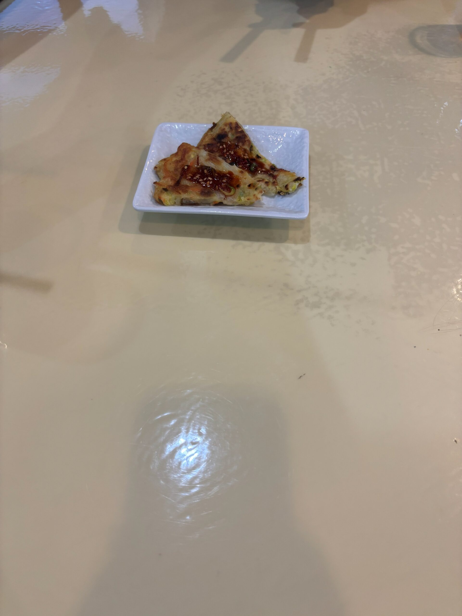 酉庭苑で最初に出てきたチヂミ